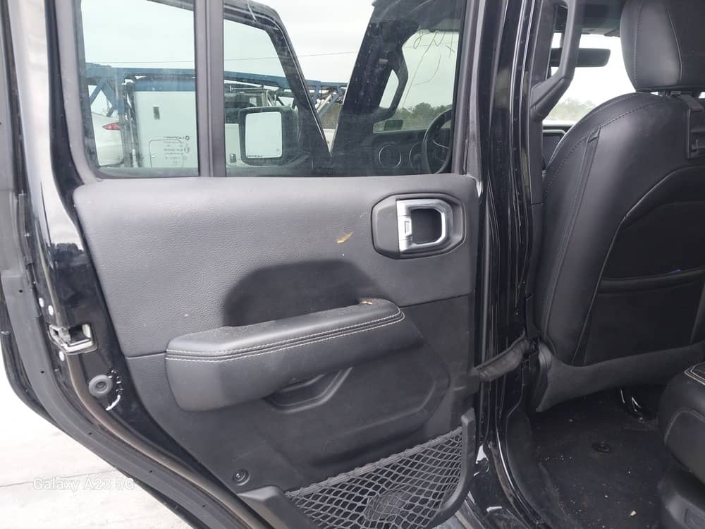 JEEP WRANGLER UNLIMITED SAHARA 4XE, 2021 — На складі photo 10