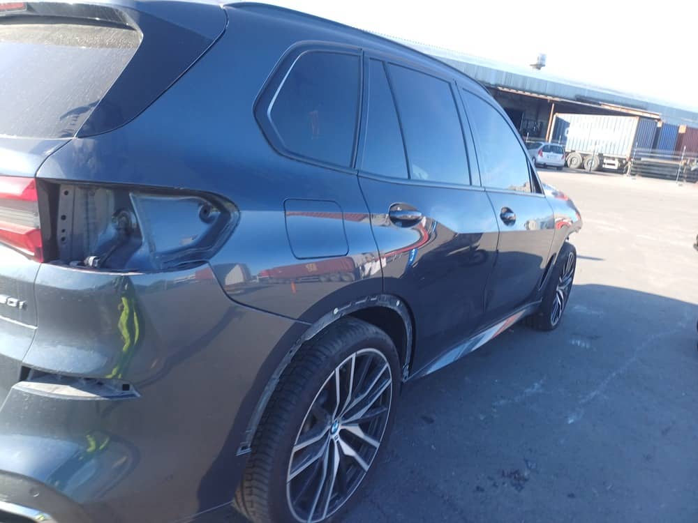 BMW X5 XDRIVE50I, 2019 — Вивантаження photo 7