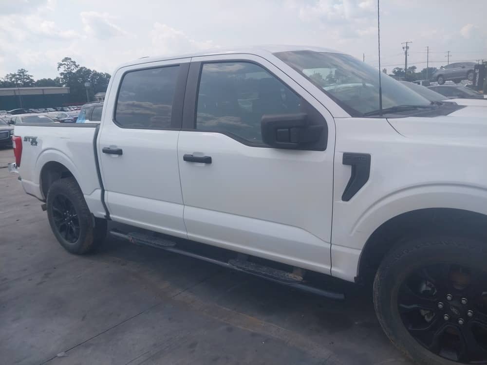 FORD F150 SUPERCREW, 2022 — На складі photo 12