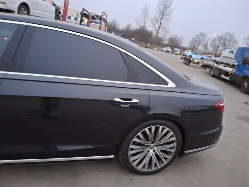 AUDI A8, 2019 — Вивантаження photo 9