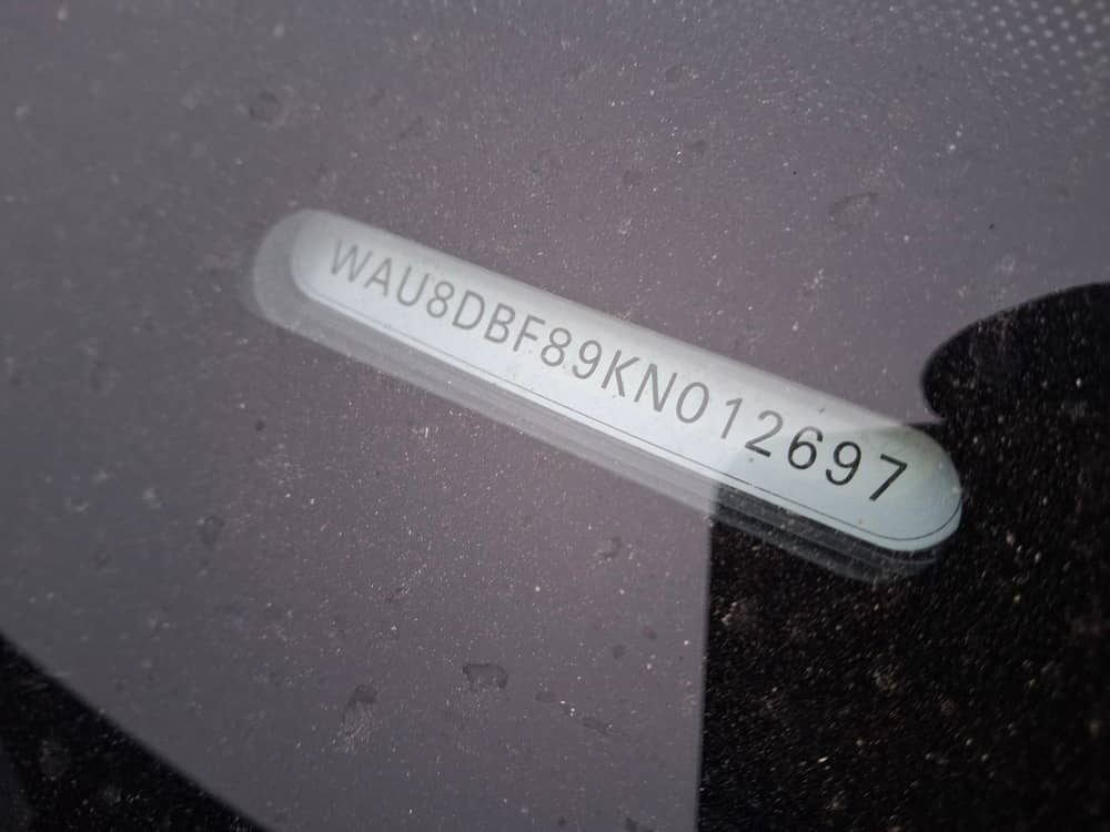 AUDI A8, 2019 — Вивантаження photo 10