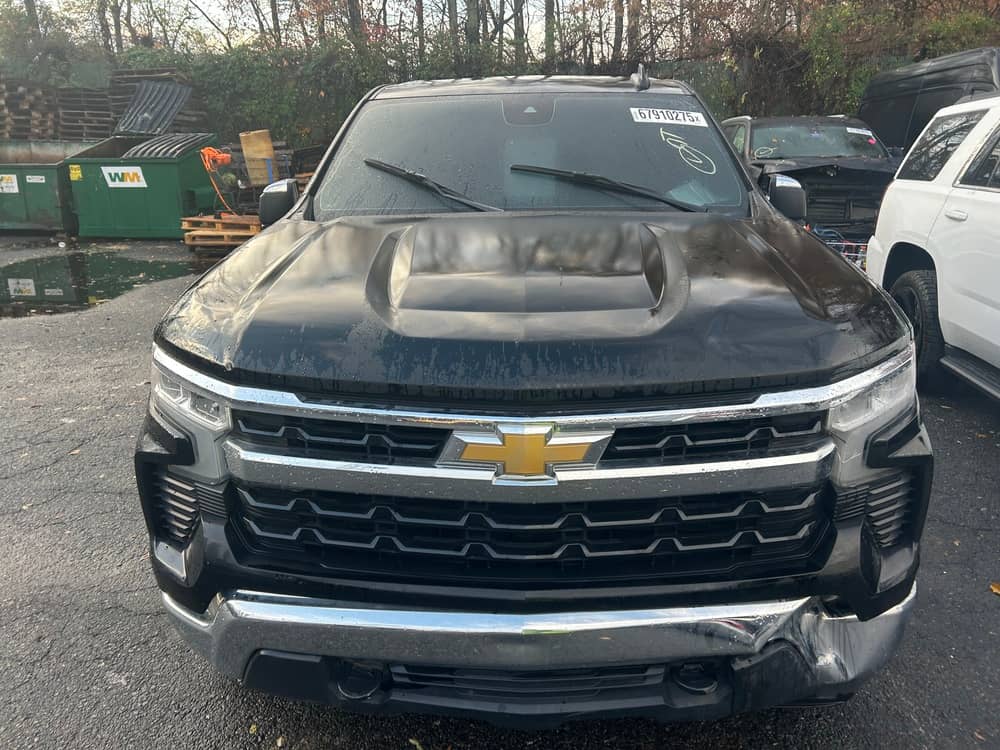 CHEVROLET SILVERADO K1500 LT, 2023 — На складі photo 11