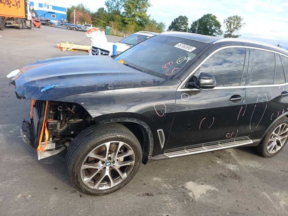 BMW X5 SDRIVE 40I, 2023 (2022) — Вивантаження photo 3