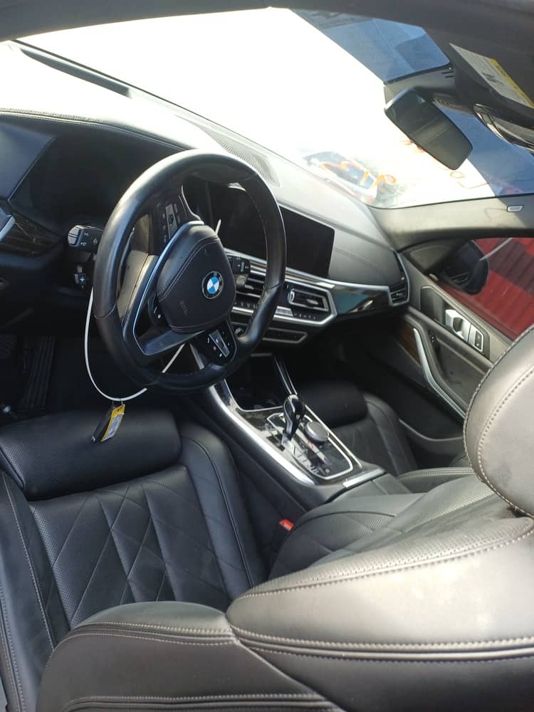 BMW X5 SDRIVE 40I, 2023 (2022) — Вивантаження photo 9