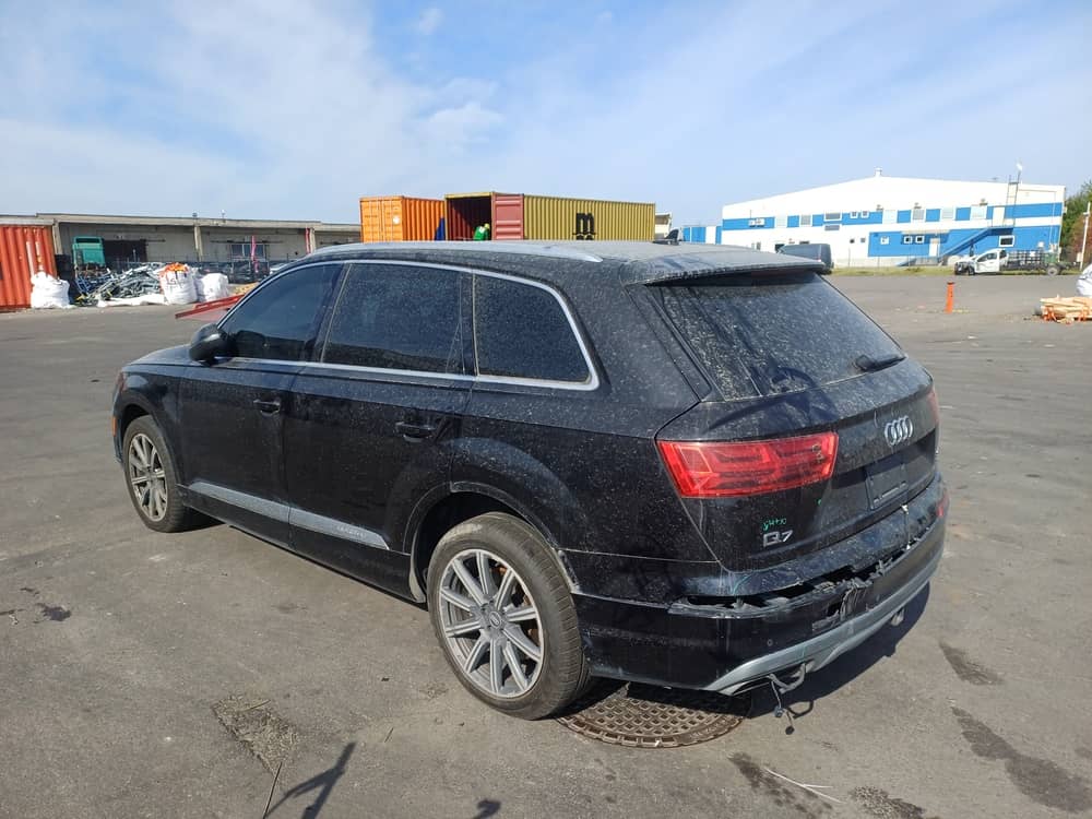 AUDI Q7, 2017 (2016) — Вивантаження photo 11