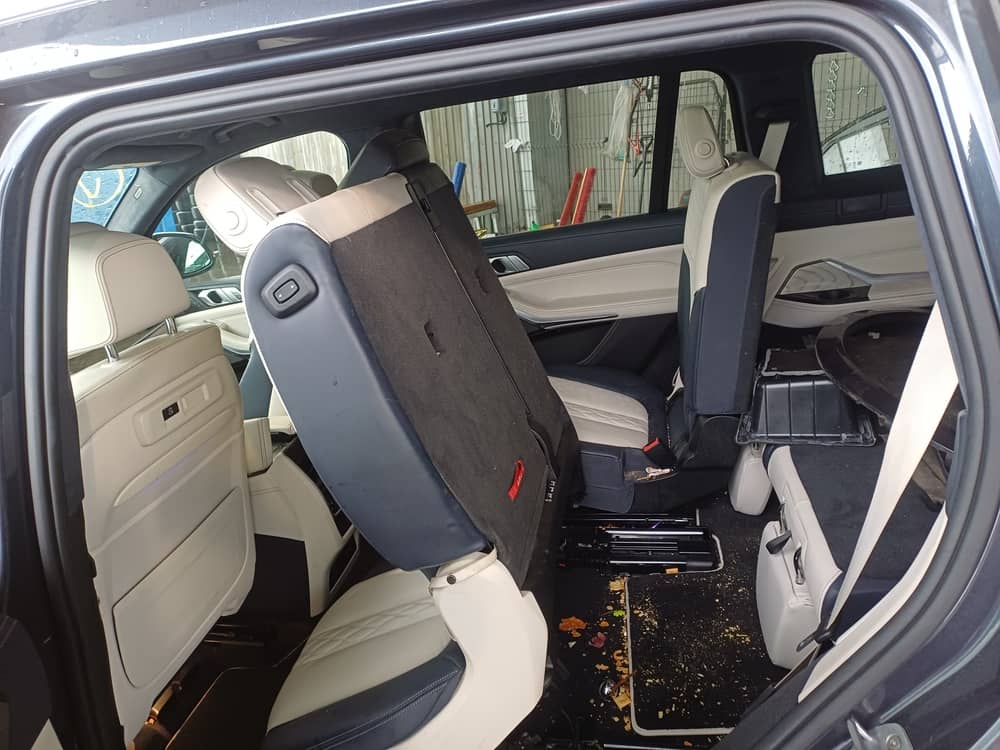 BMW X7 XDRIVE50I, 2019 — Вивантаження photo 9