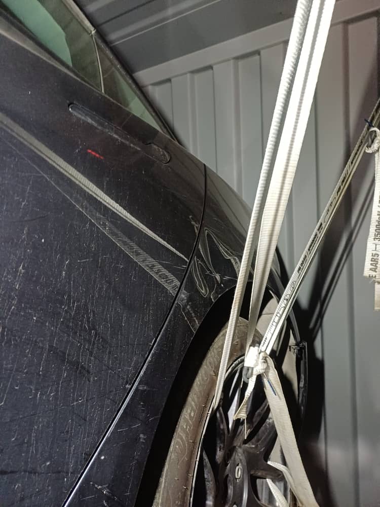 TESLA MODEL 3, 2024 — Вивантаження photo 2