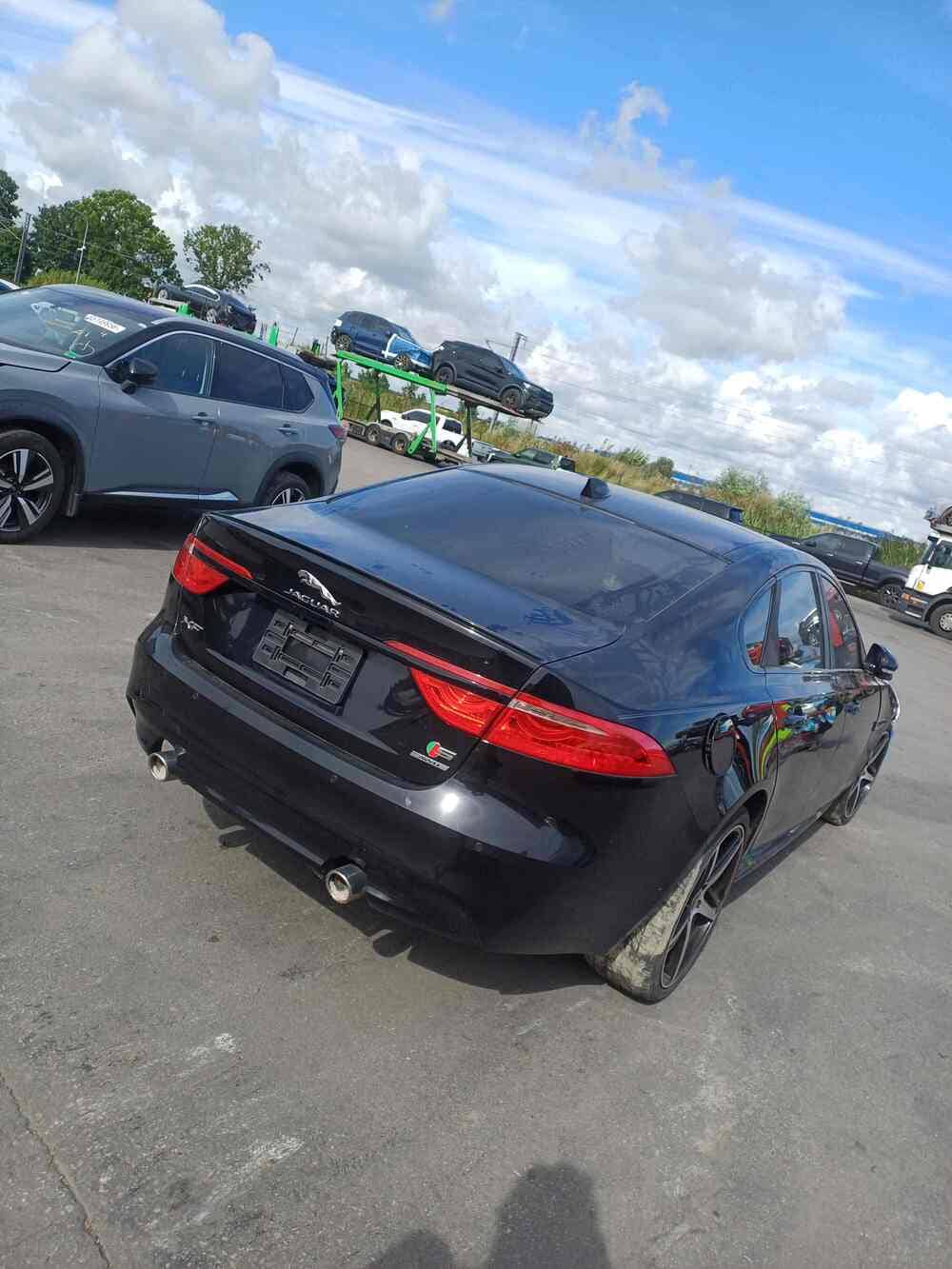 JAGUAR XF S, 2016 (2015) — Вивантаження photo 3
