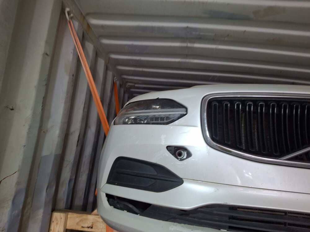 VOLVO S90 T5 MOMENTUM, 2018 (2017) — Вивантаження photo 11