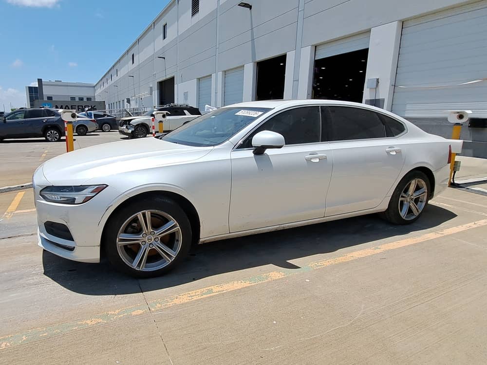 VOLVO S90 T5 MOMENTUM, 2018 (2017) — На складі photo 6
