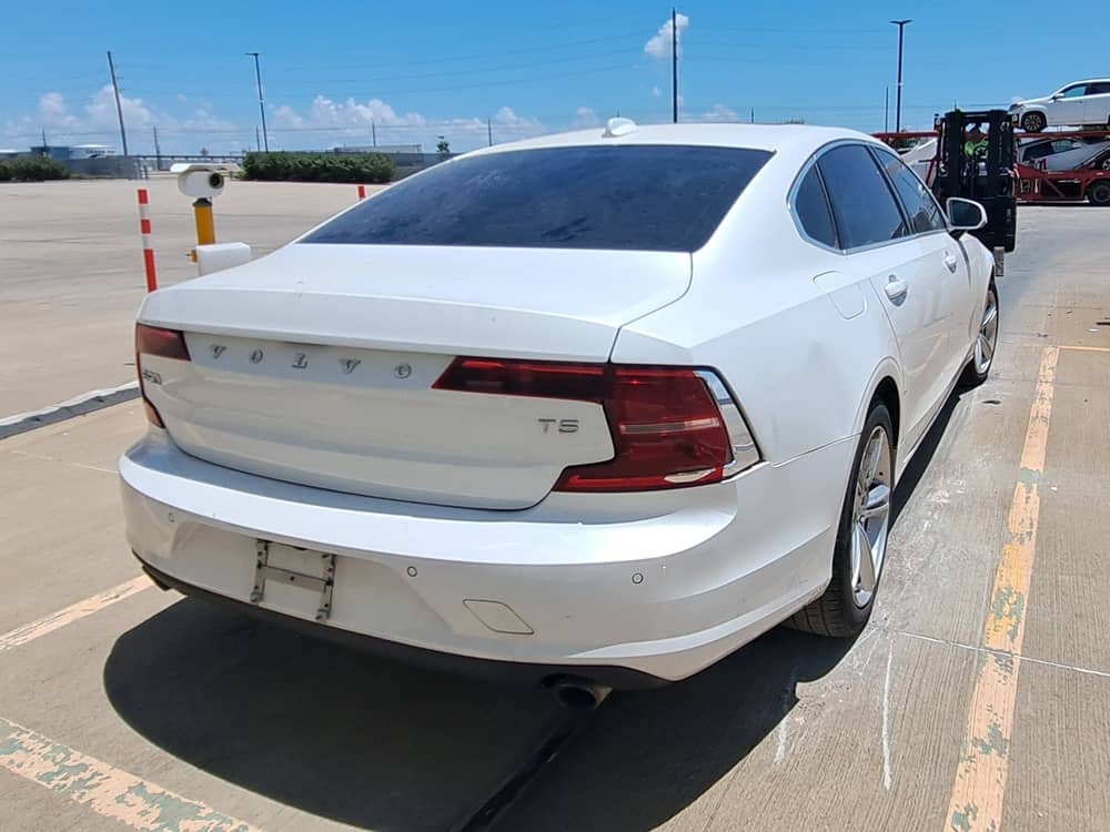 VOLVO S90 T5 MOMENTUM, 2018 (2017) — На складі photo 13
