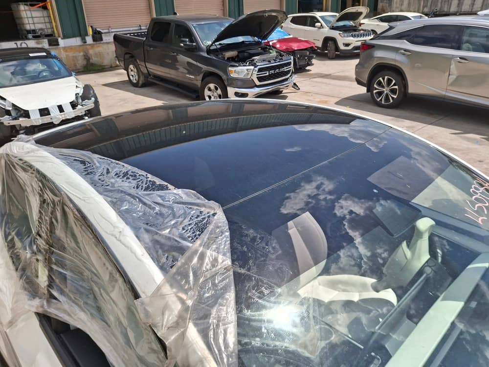 TESLA MODEL Y, 2022 — На складі photo 5