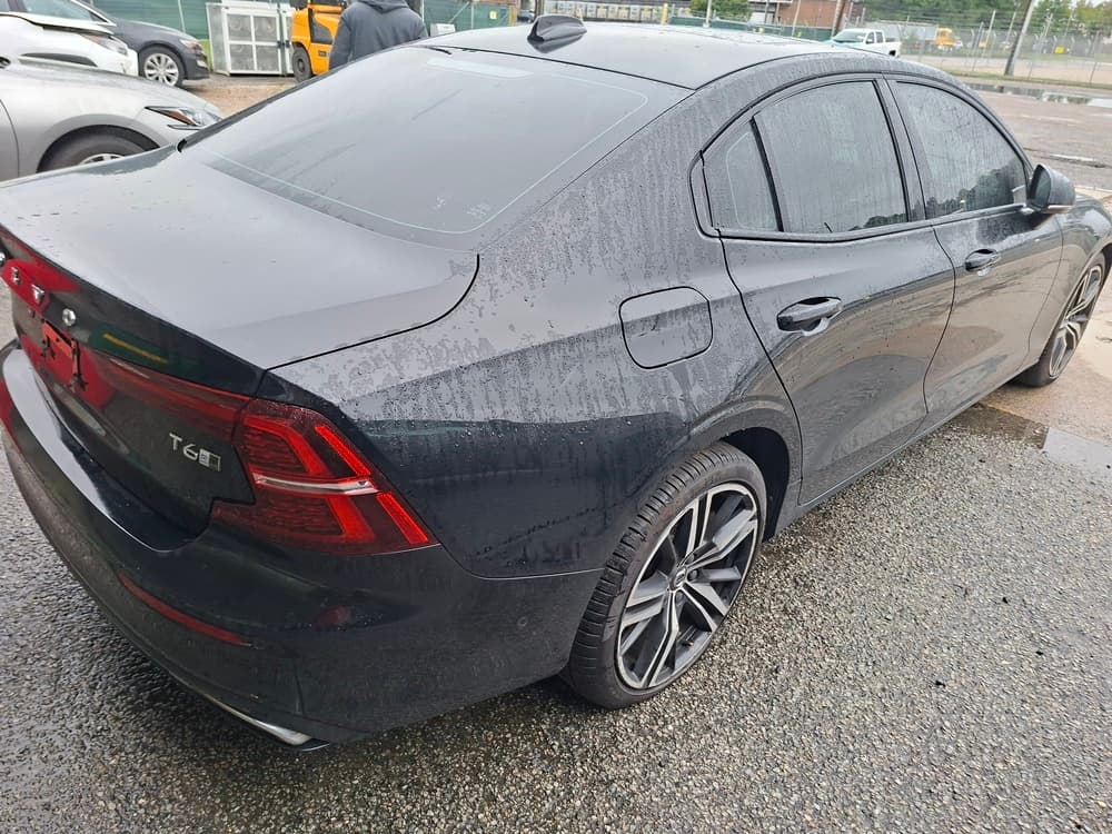 VOLVO S60 T6 R-DESIGN, 2019 — На складі